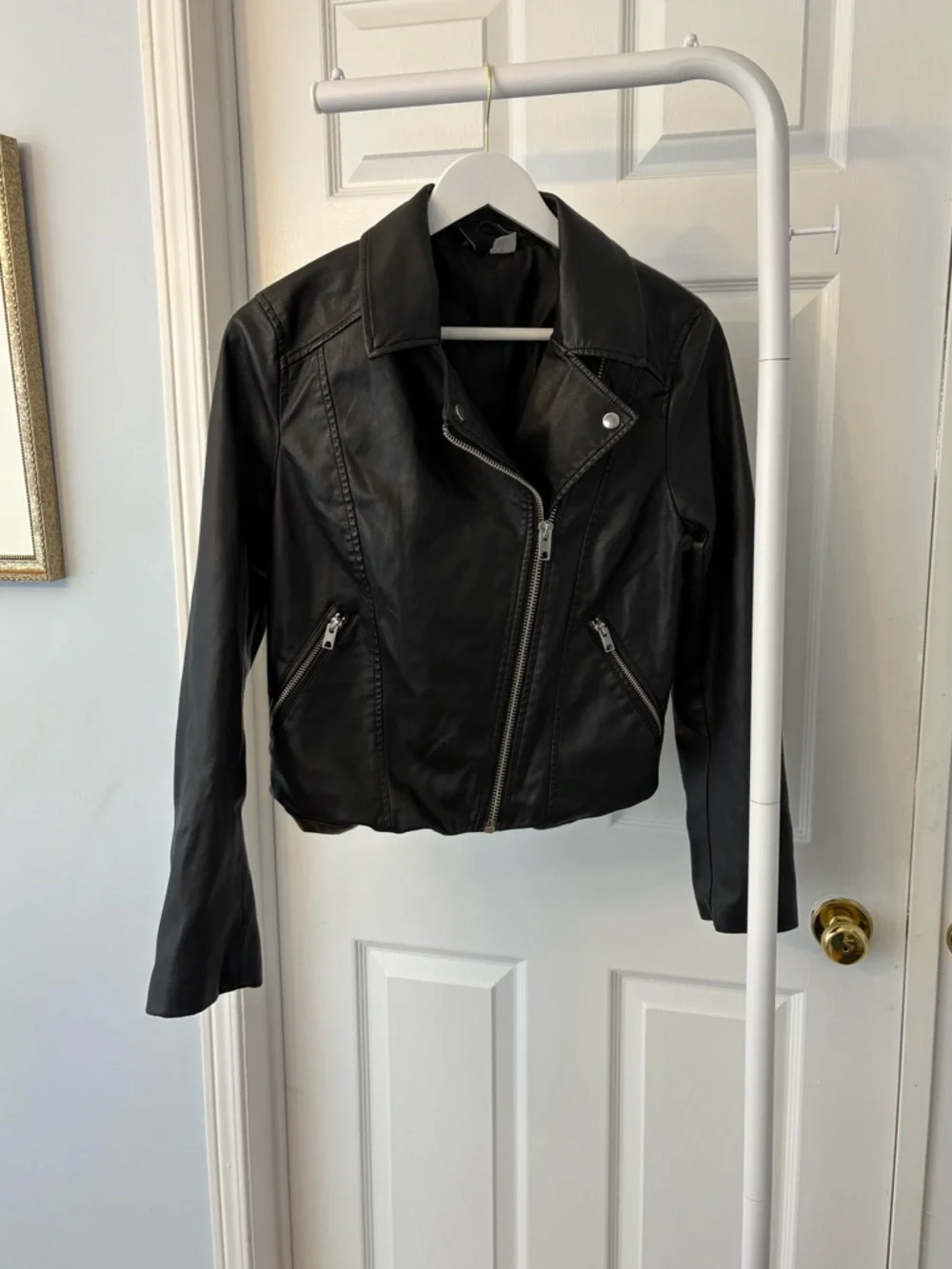H&M Black Biker Faux Leather Jacket - Classic Asymmetrical Zip Size Medium - Picture 11 of 14
